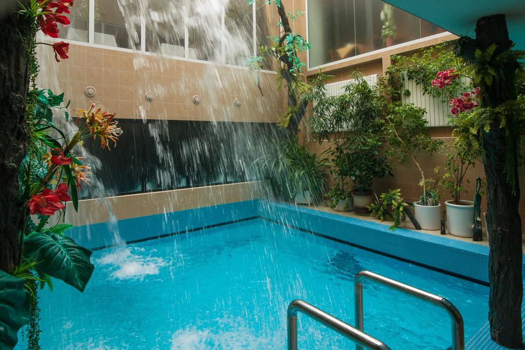 Sport-V-Hotel Hrotovice Ngoại thất bức ảnh