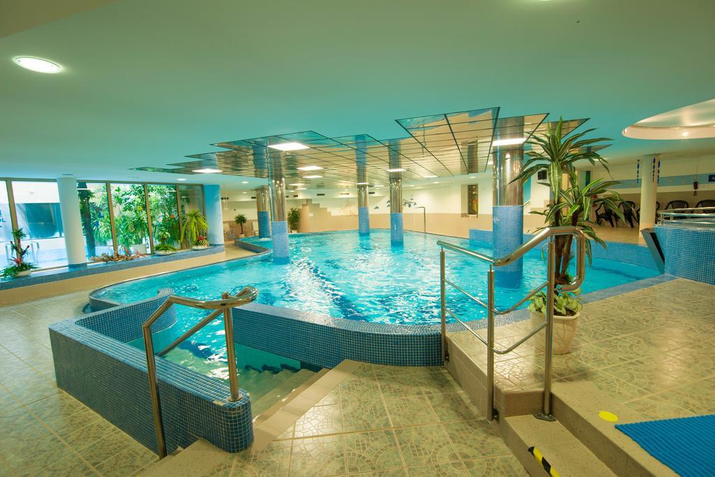 Sport-V-Hotel Hrotovice Ngoại thất bức ảnh